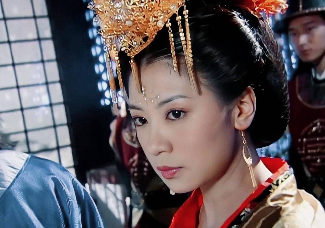 三国志9怎么让君主退位？超详细步骤助你上位！